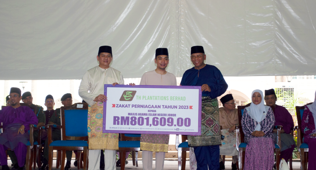 TH PLANTATIONS  SERAH ZAKAT PERNIAGAAN RM801,609.00 KEPADA MAJLIS AGAMA ISLAM NEGERI JOHOR (MAINJ)